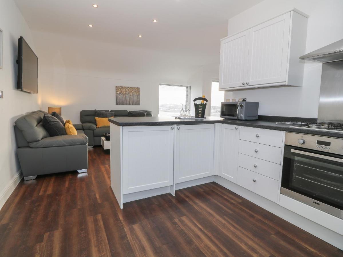 8 Marina View Vila Pwllheli Exterior foto
