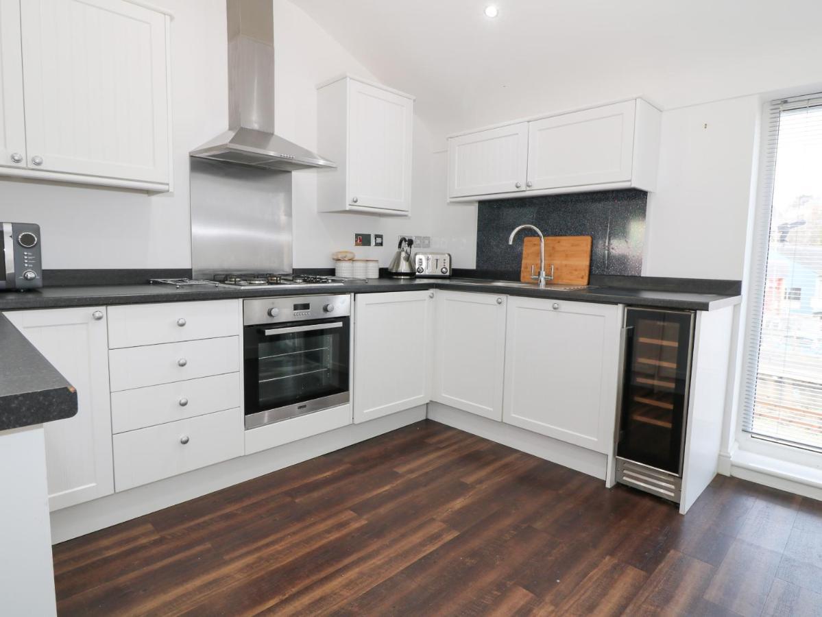 8 Marina View Vila Pwllheli Exterior foto