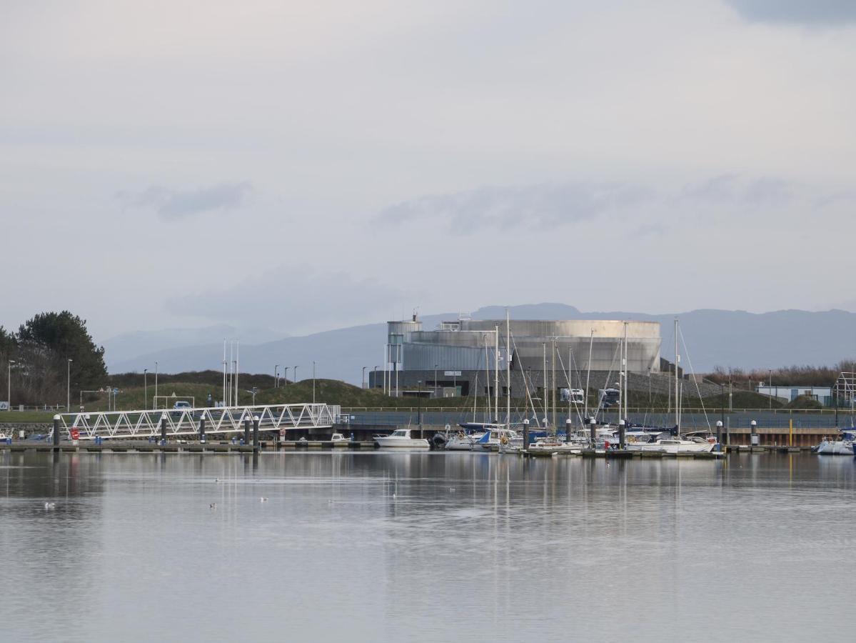 8 Marina View Vila Pwllheli Exterior foto
